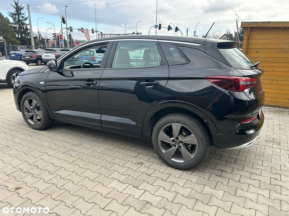 Opel Grandland X 1.2 Start/Stop Elegance - 8