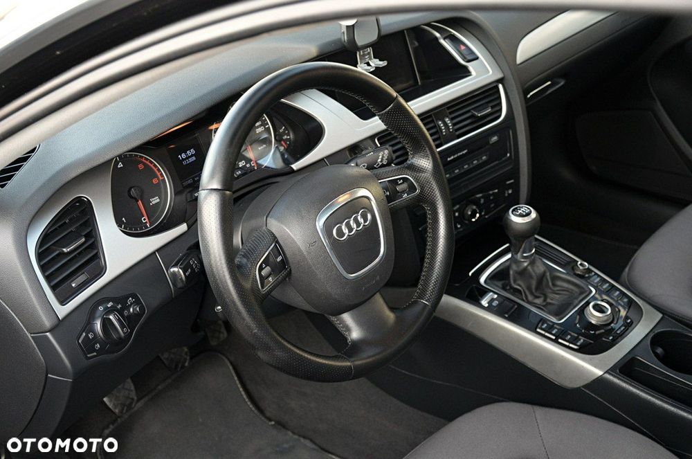 Audi A4 Avant - 12