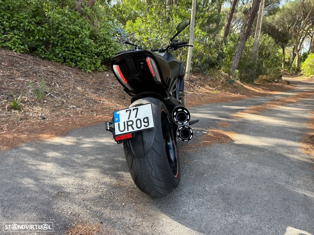 Ducati Diavel 1200 Darck - 14