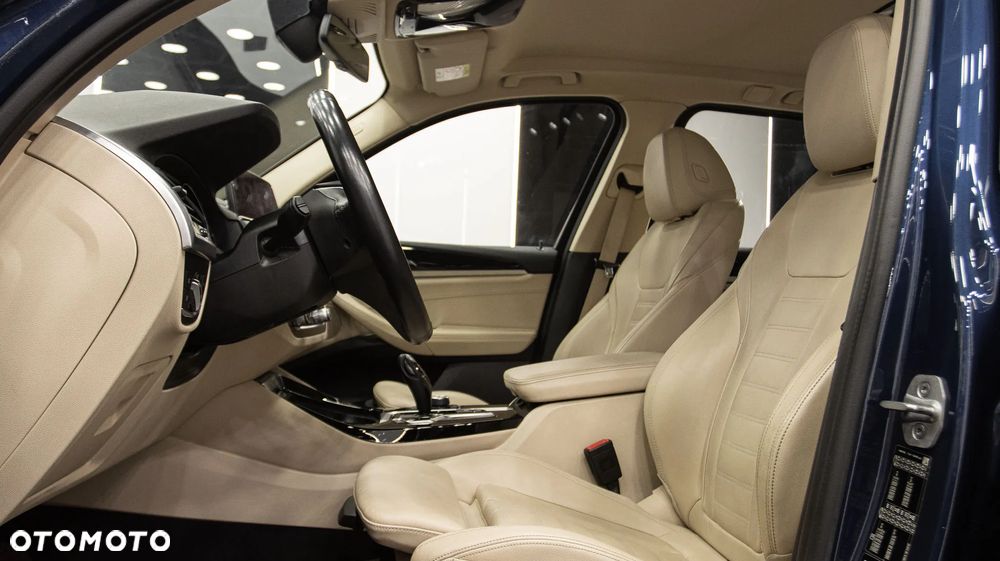 BMW X3 xDrive20d xLine - 17