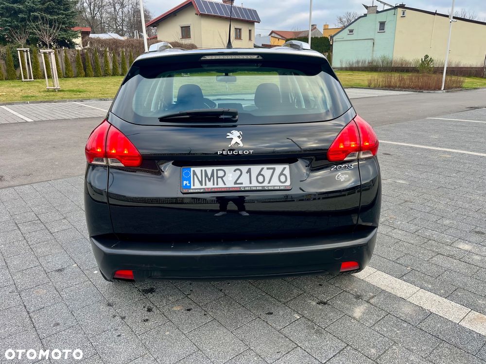 Peugeot 2008 1.2 Pure Tech Active S&S - 6