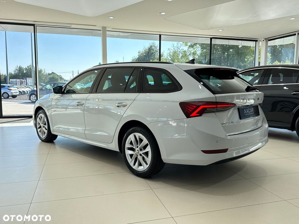 Skoda Octavia - 3