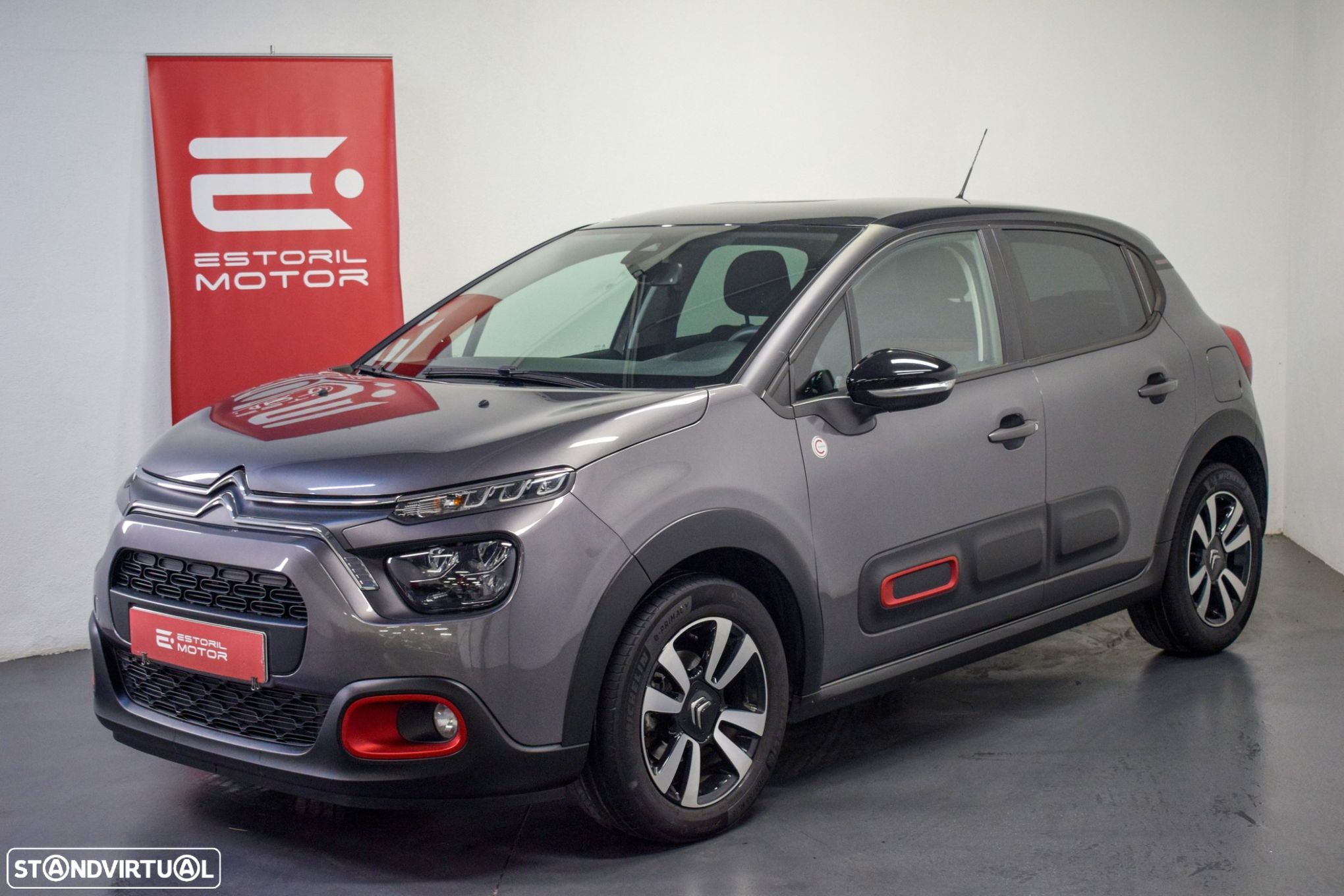 Citroën C3 1.2 PureTech Shine - 1