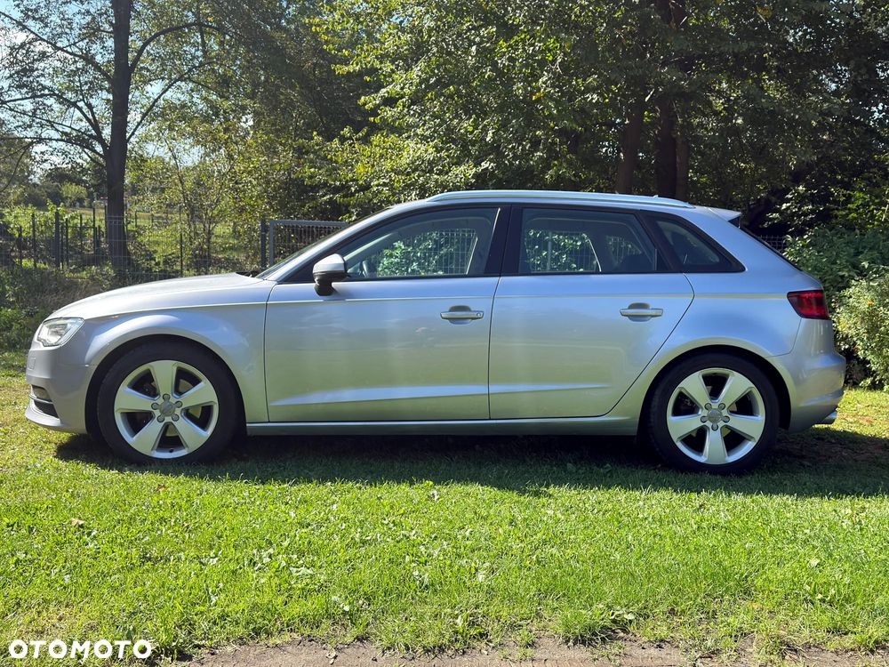 Audi A3 Sportback 2.0 TDI Ambiente S tronic - 6