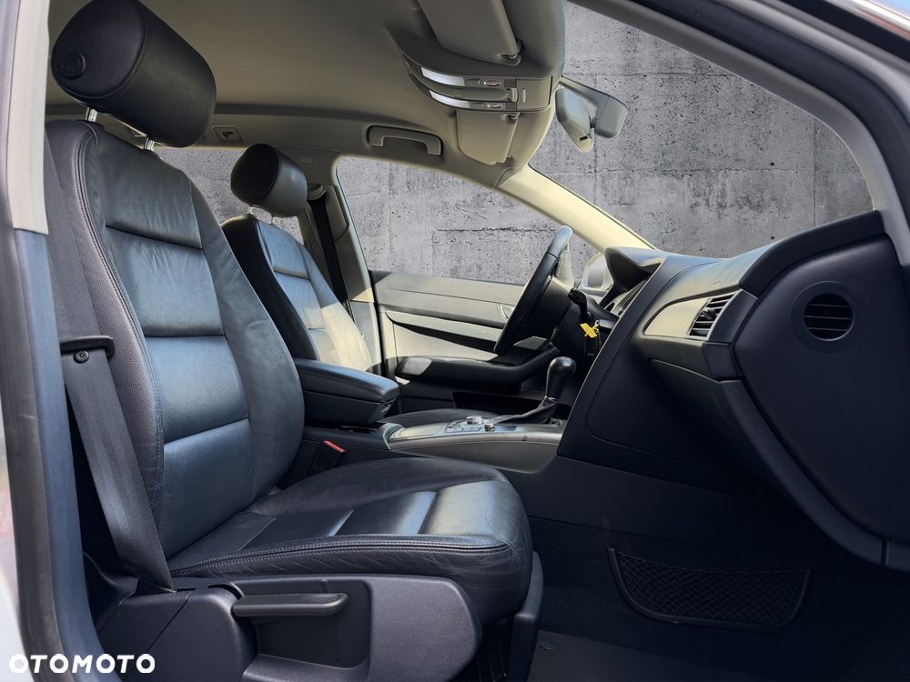 Audi A6 Avant 2.0 TDI Multitronic - 14