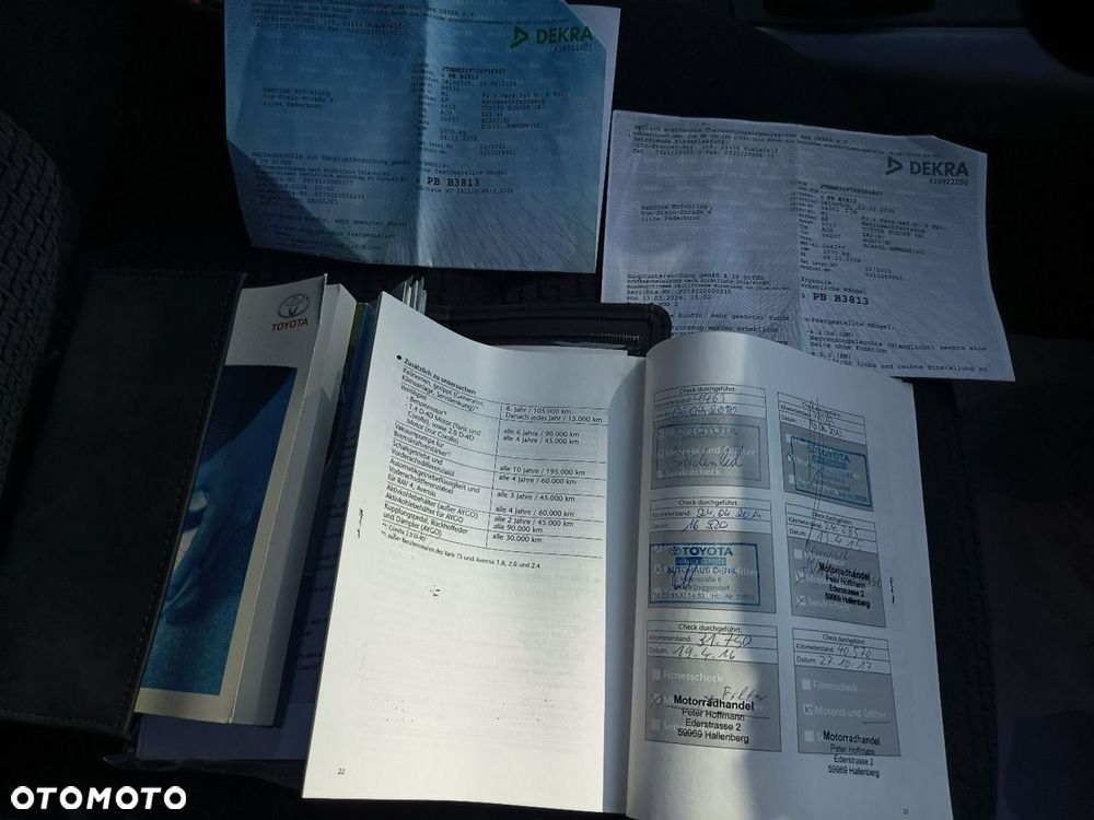 Toyota RAV4 - 8