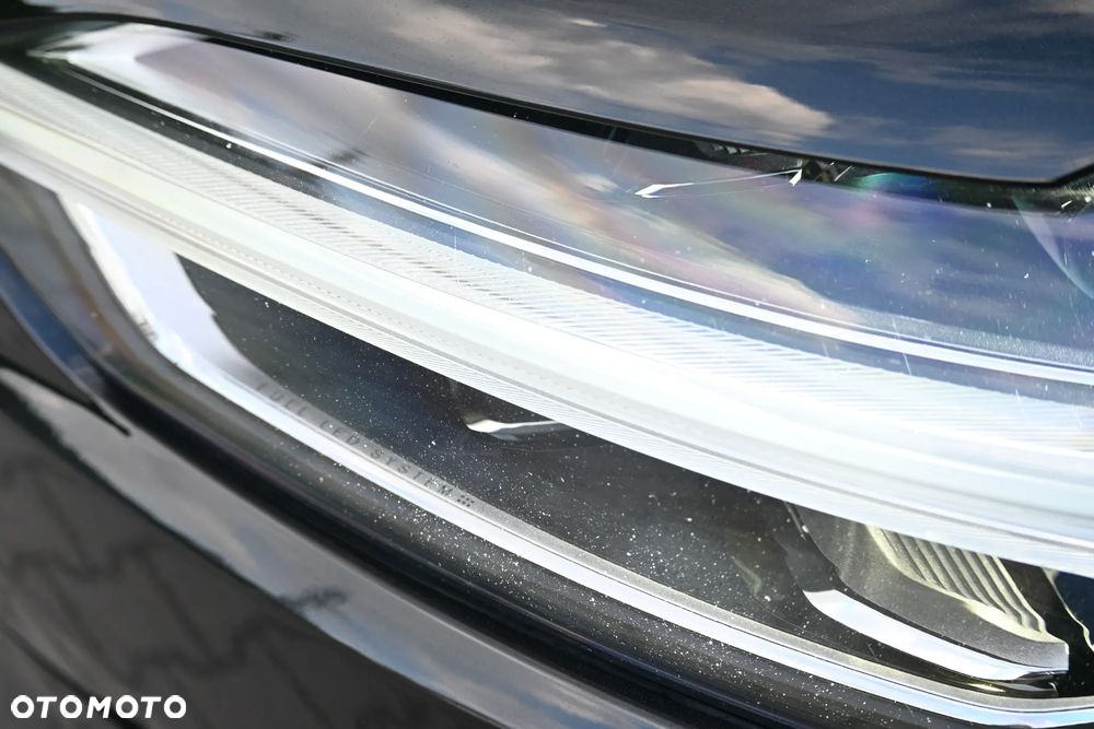Volvo XC 60 D5 SCR AWD R-Design - 23