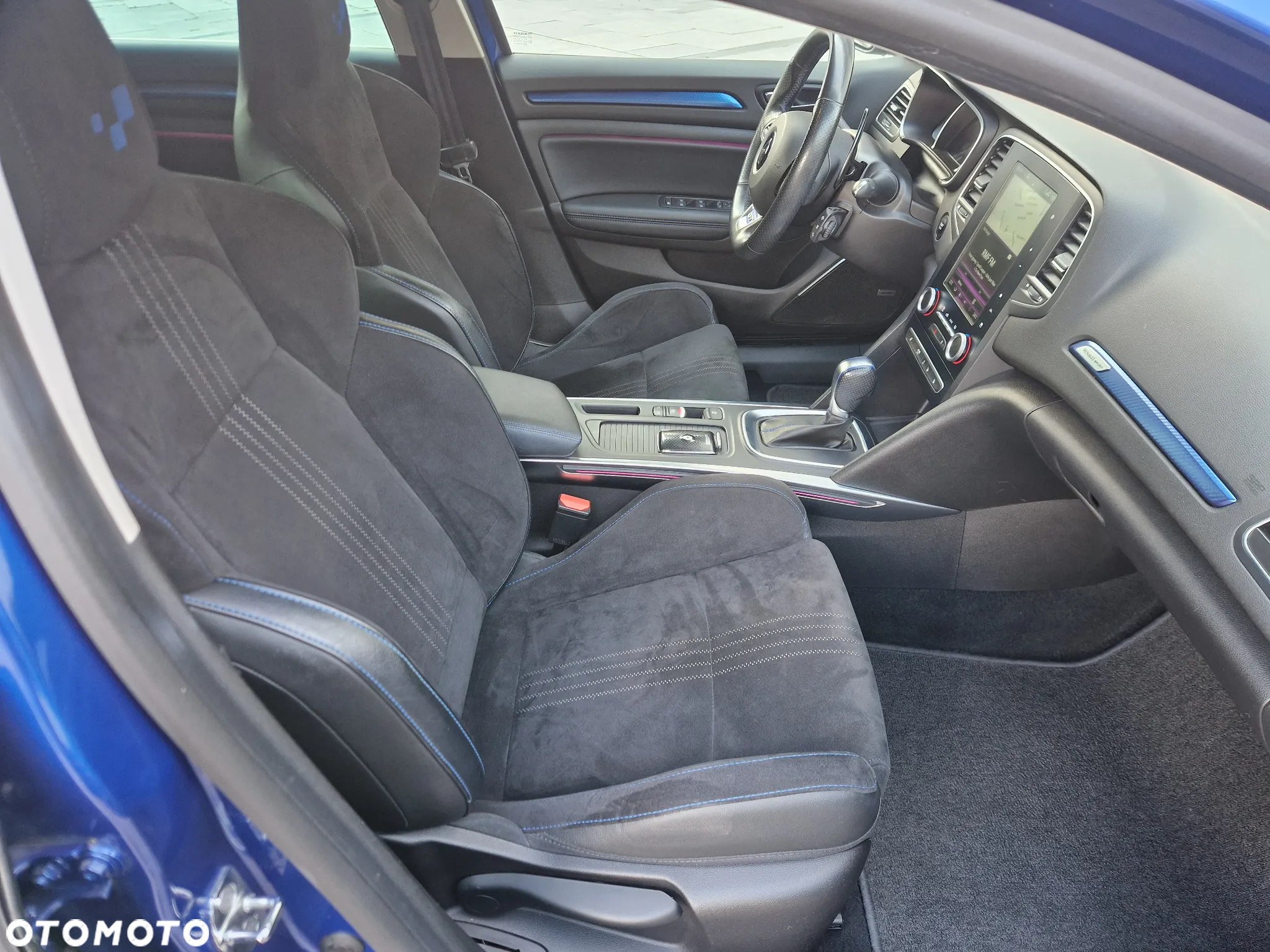 Renault Megane Grandtour ENERGY TCe 205 EDC GT - 19