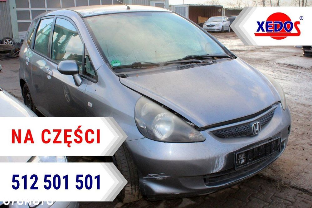Honda Jazz II 2006 1.2i L12A4 HB5D (MASKA, ZDERZAK, LAMPA, BŁOTNIK, DRZWI, SZYBA, FOTEL) - 1