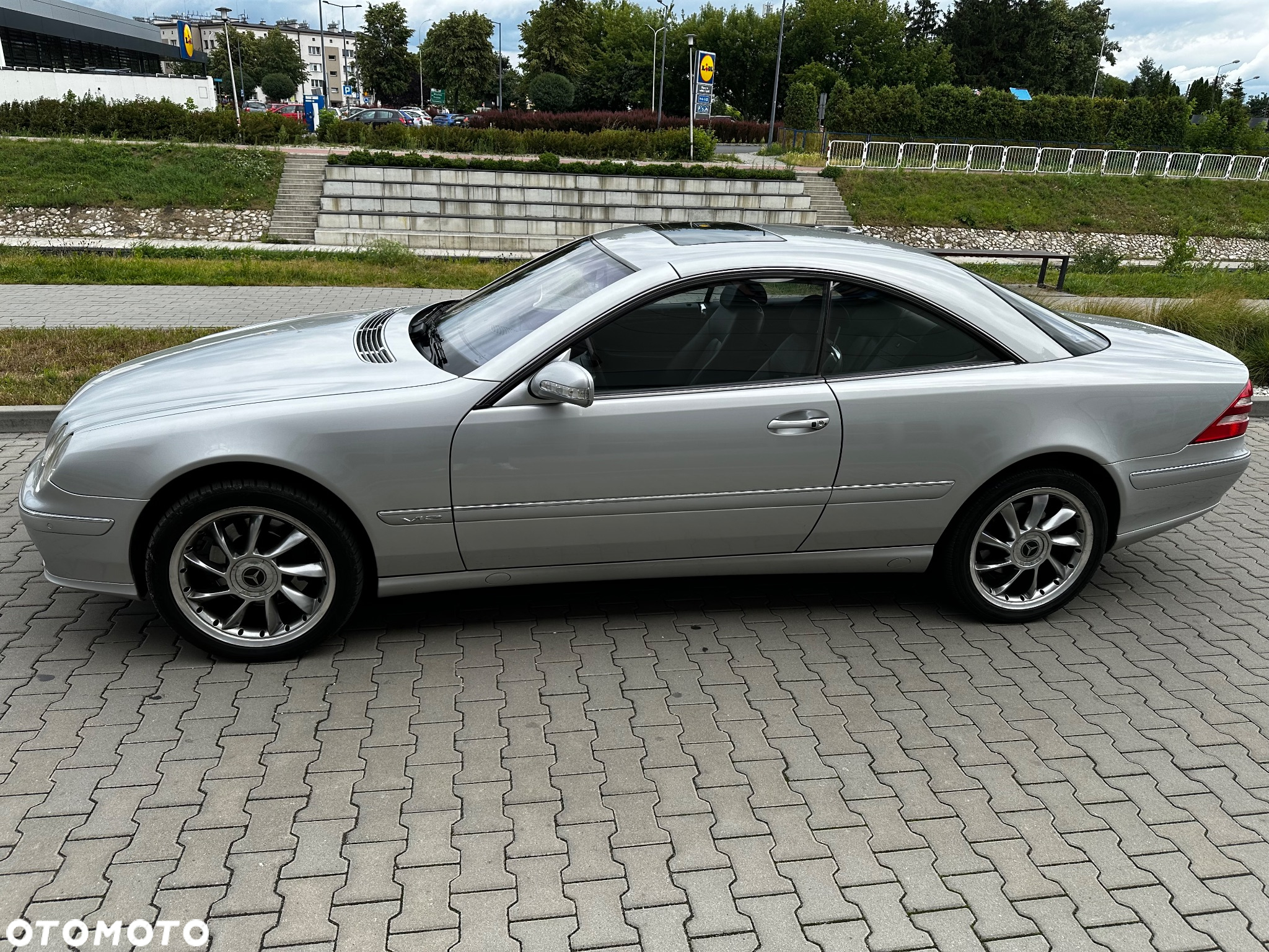 Mercedes-Benz CL 600 - 4