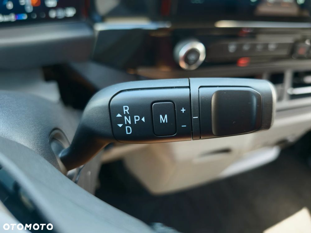 Ford Tourneo Custom 2.0 EcoBlue 320 L2 Titanium - 31