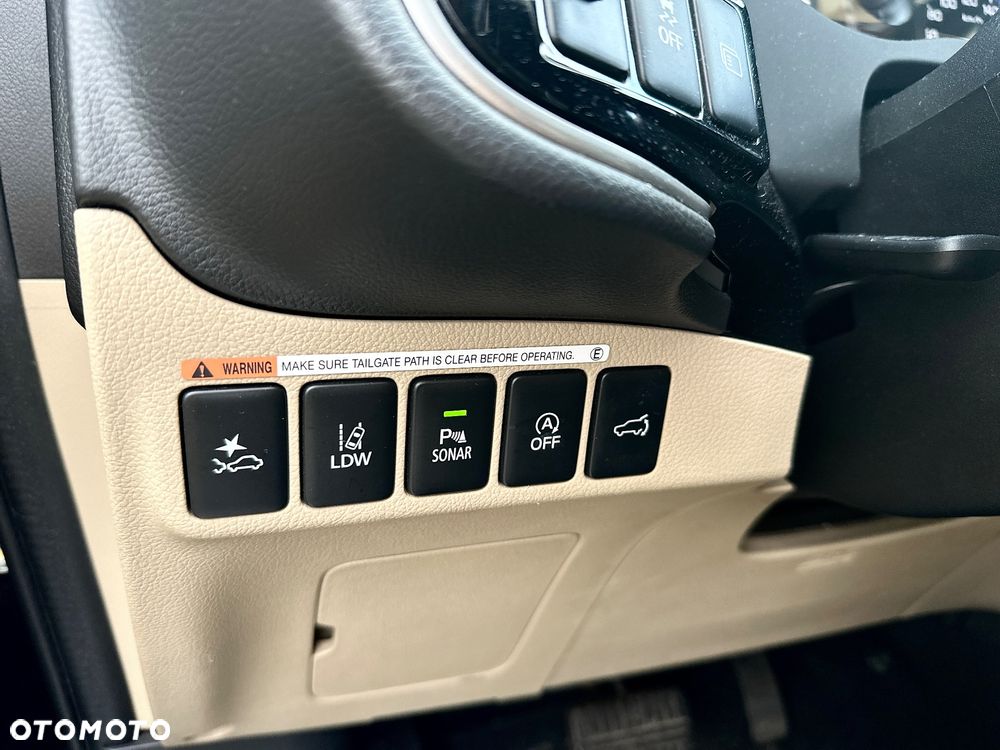 Mitsubishi Outlander 2.0 Instyle Navi 4WD CVT - 12