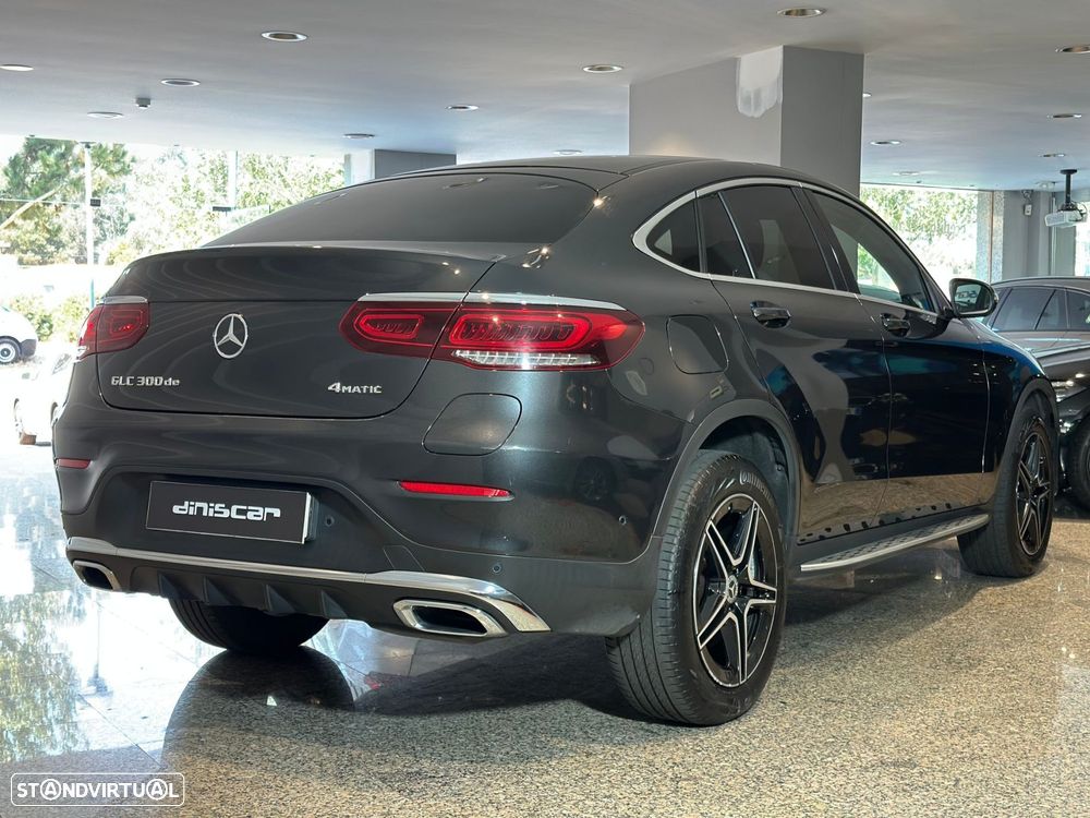 Mercedes-Benz GLC 300 de Coupe 4Matic 9G-TRONIC AMG Line - 33