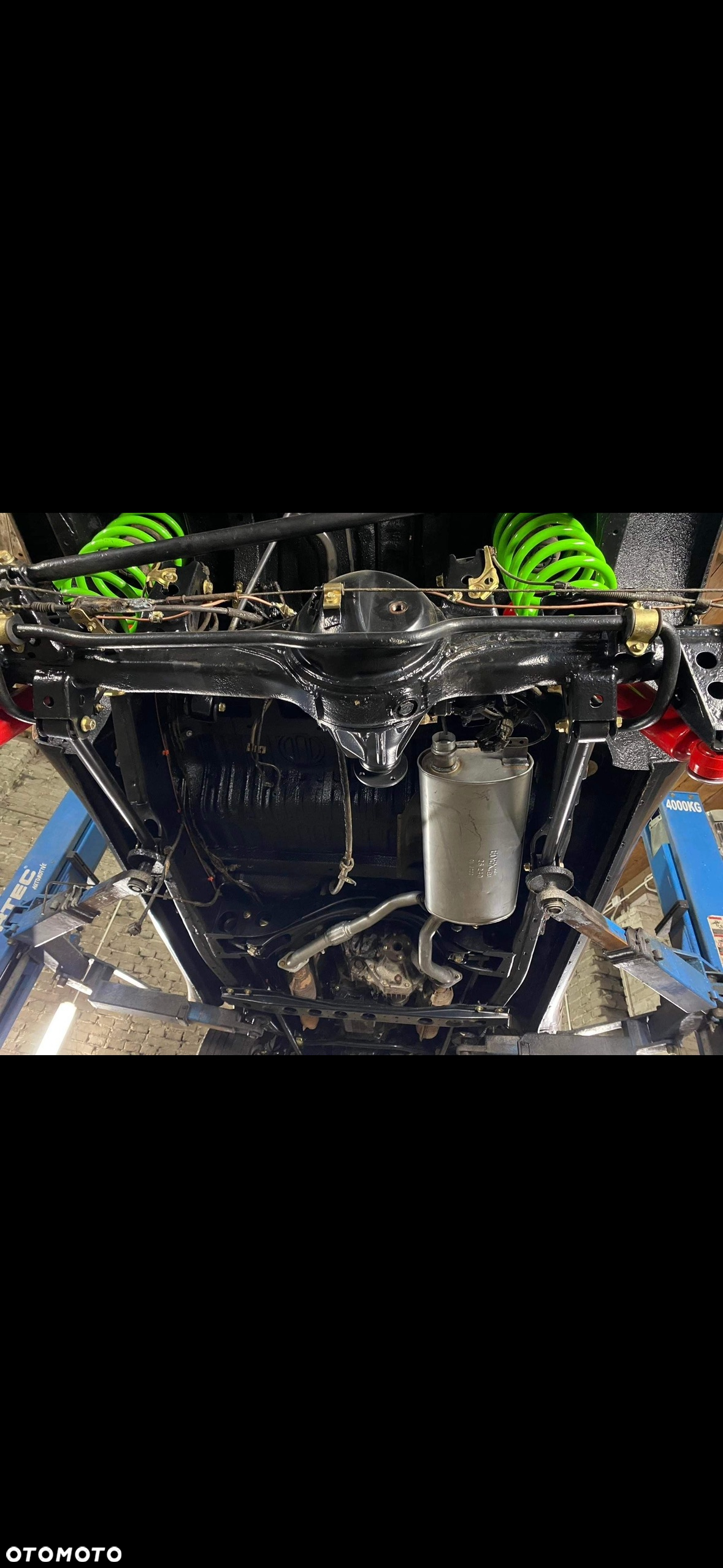 Toyota Land Cruiser 4.7 V8 - 38