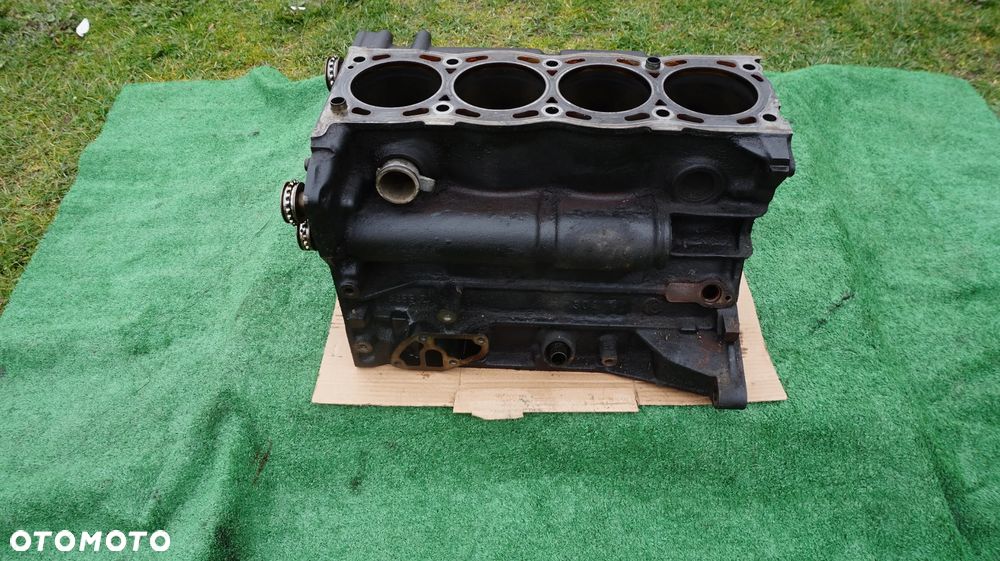 Saab 9-5 2.3 turbo 250 KM  AERO B235R blok nominal walki balansowe - 1