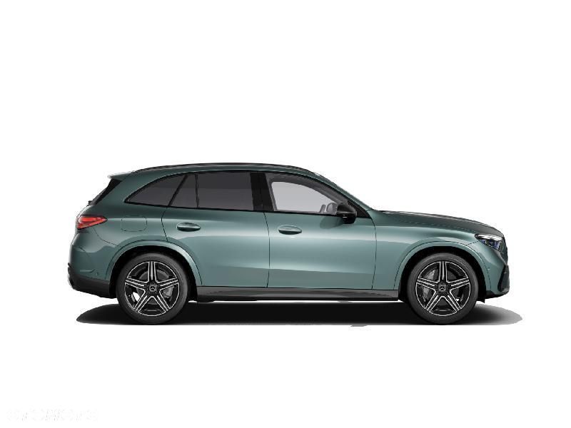 Mercedes-Benz GLC - 2