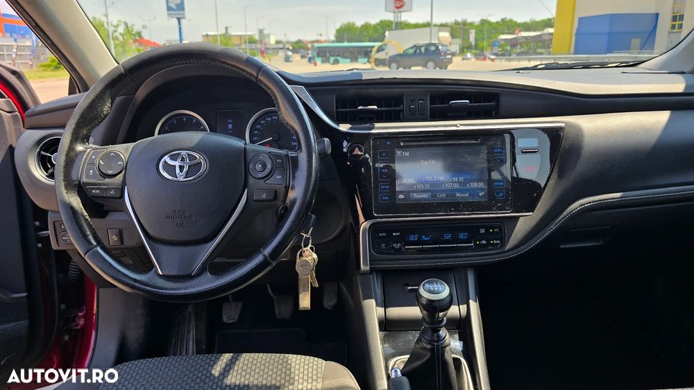 Toyota Corolla 1.6 Valvematic Luna - 6
