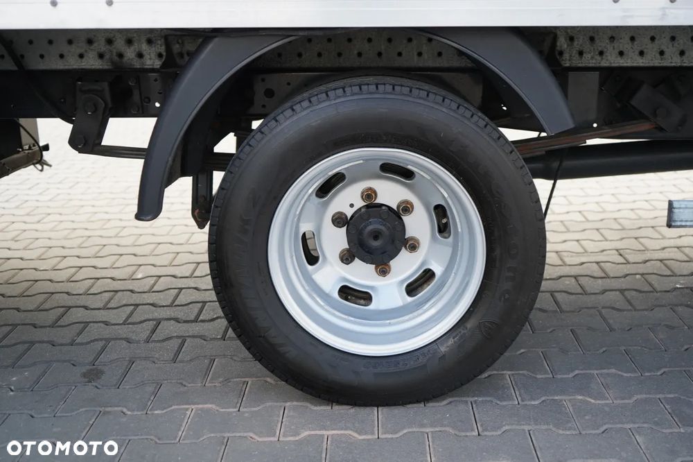 Iveco DAILY 35-150 / KONTENER 4,2 M / WINDA-750kg / BLIŹNIAK DMC: 3500 KG - 16