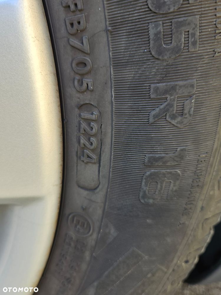 Volkswagen Golf - 19