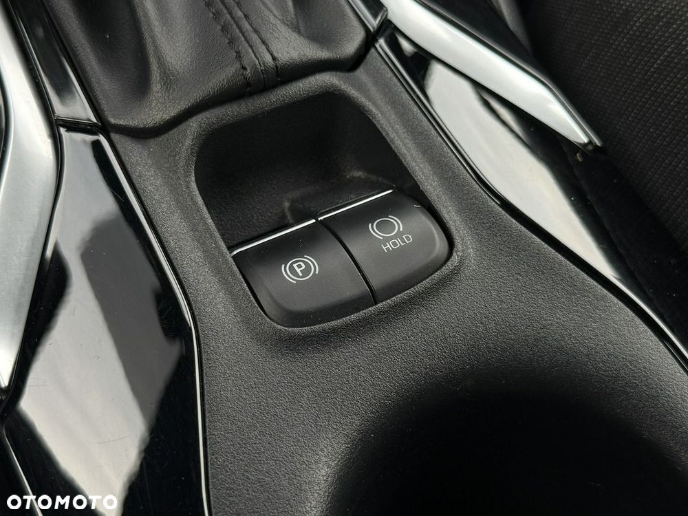 Toyota Corolla 1.8 Hybrid Executive - 31