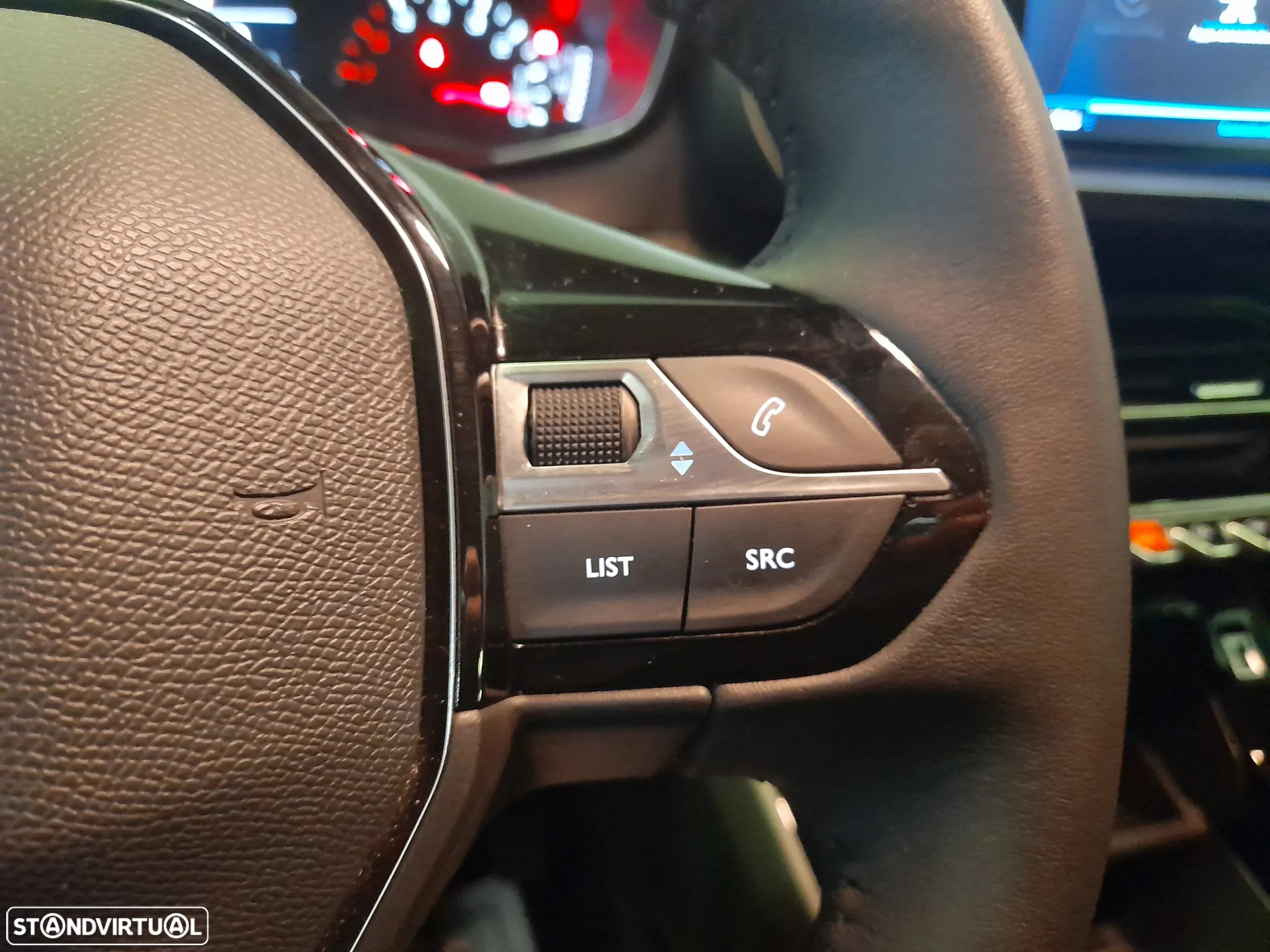 Peugeot 2008 1.2 PureTech Active - 14
