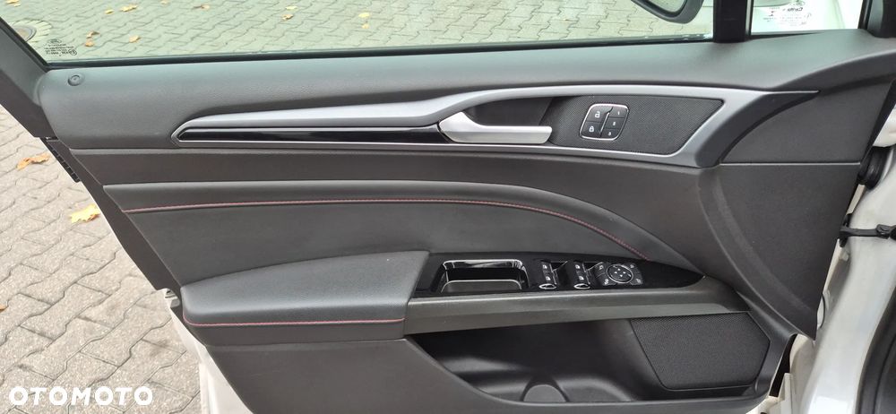 Ford Mondeo 2.0 TDCi ST-Line X PowerShift - 14