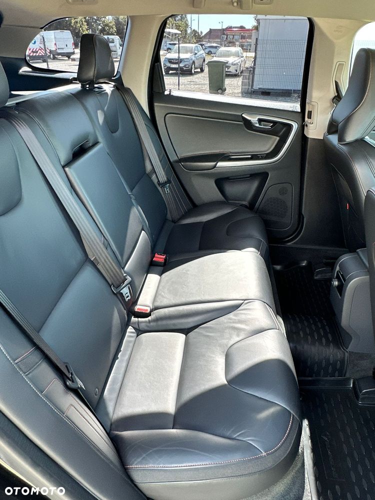 Volvo XC 60 D4 Geartronic Ocean Race - 14
