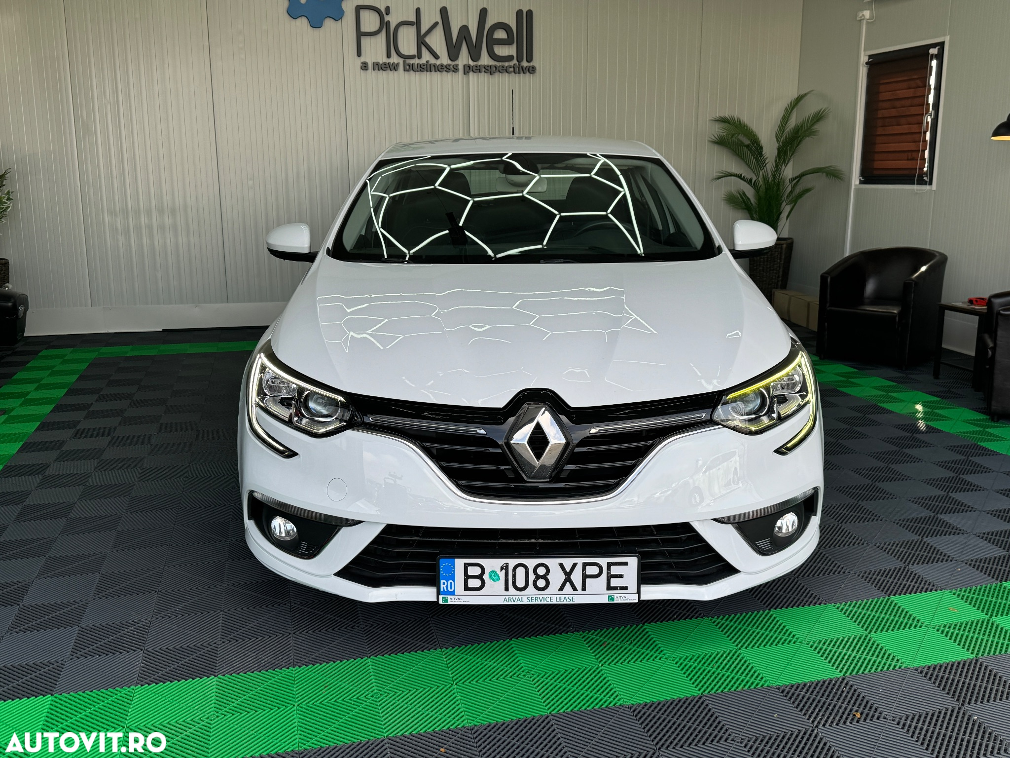 Renault Megane Blue dCi 116 Zen - 2