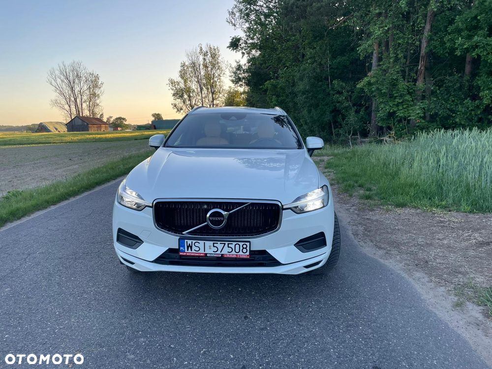 Volvo XC 60 T5 AWD Drive-E Momentum - 1