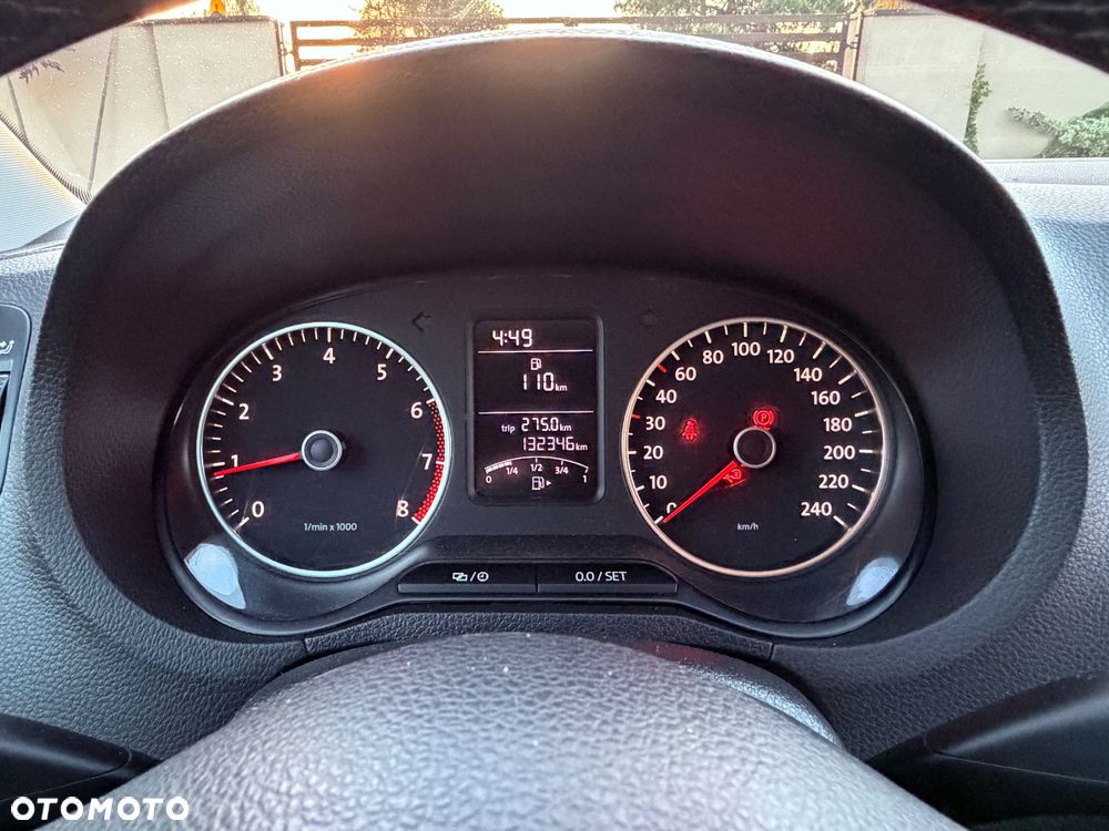 Volkswagen Polo 1.2 Life - 28