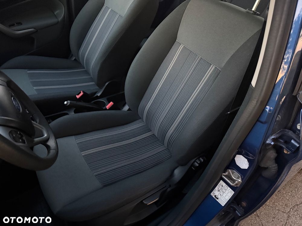 Ford Fiesta - 38
