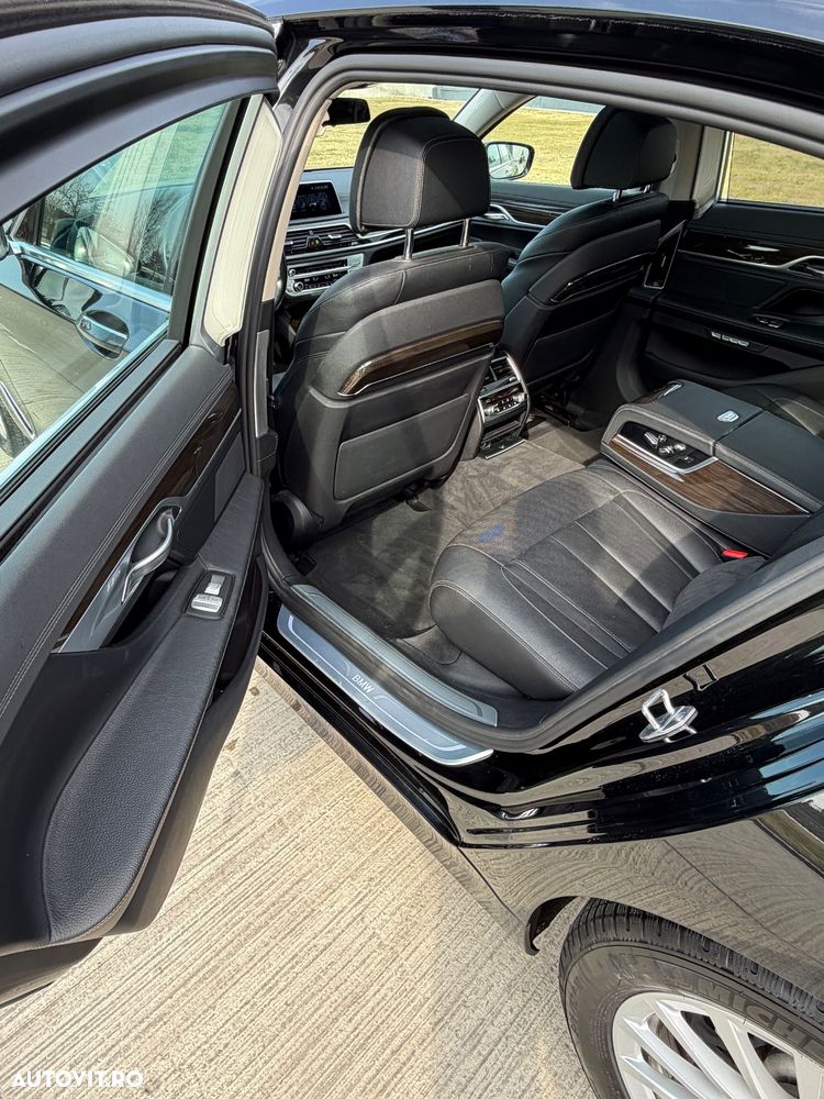 BMW Seria 7 740Ld xDrive - 12