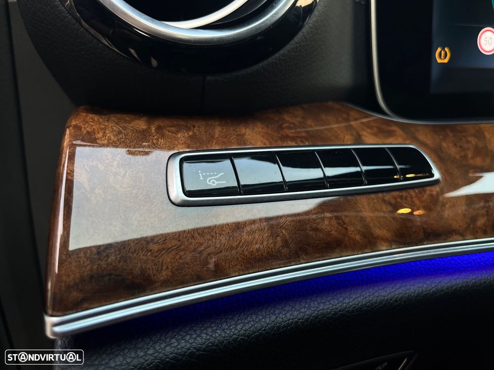 Mercedes-Benz E 220 d AMG Line - 23