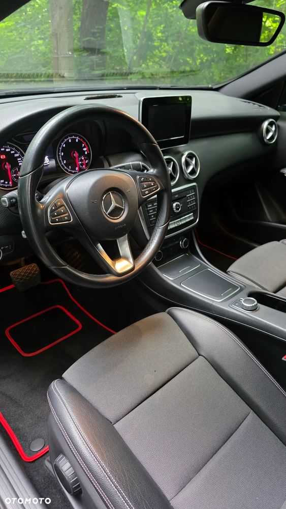 Mercedes-Benz Klasa A 200 (BlueEFFICIENCY) 7G-DCT Style - 9