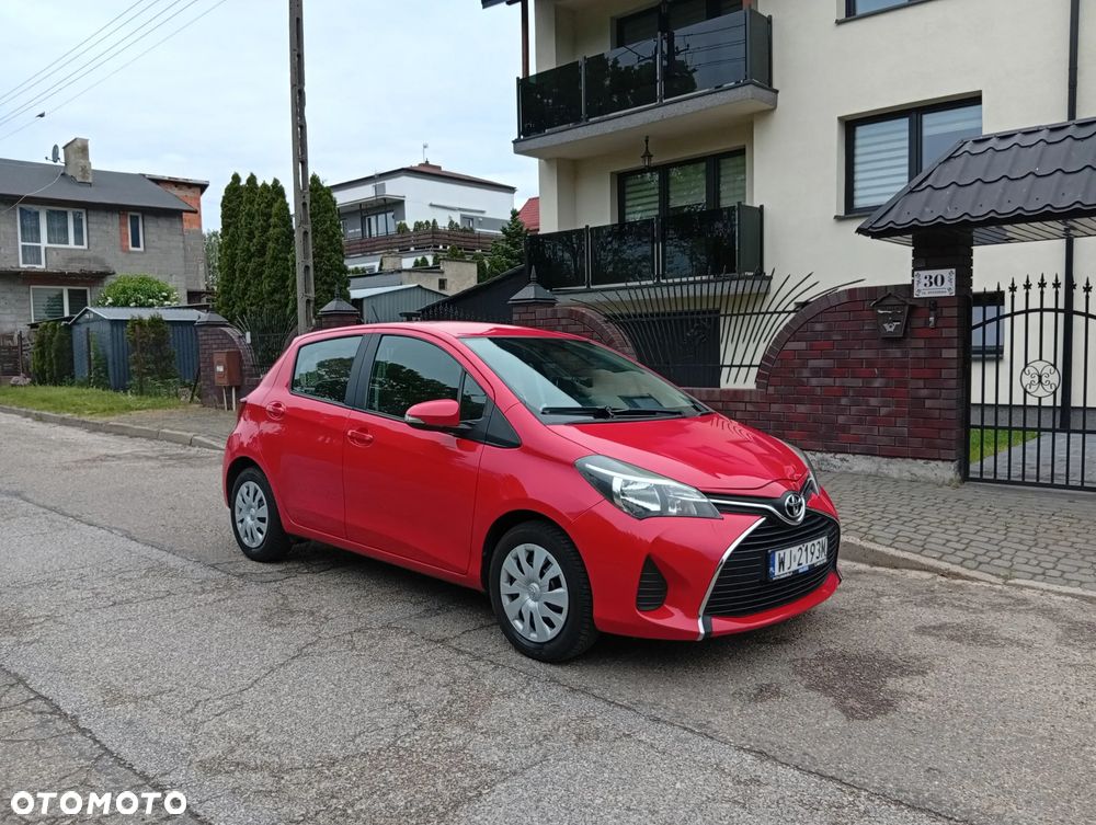 Toyota Yaris 1.0 Premium EU6 - 1