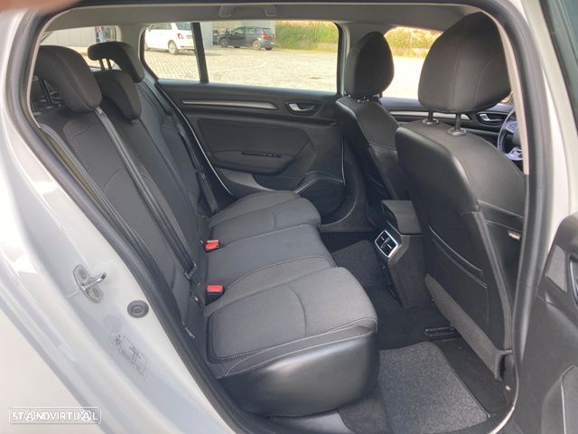 Renault Mégane Sport Tourer 1.5 Blue dCi Business - 30