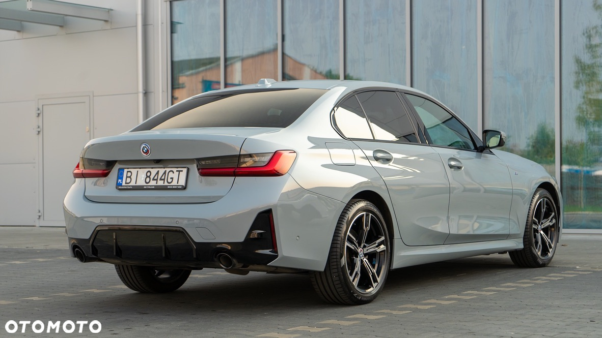 BMW Seria 3 318d M Sport - 8