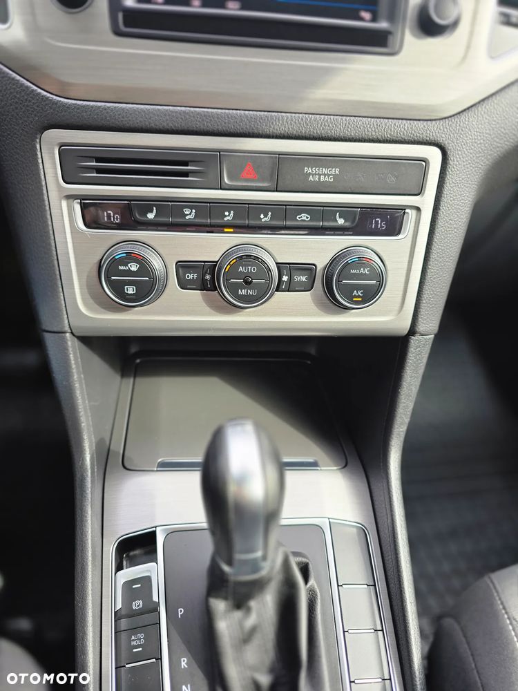 Volkswagen Golf Sportsvan SV 1.4 TSI BMT Comfortline DSG - 23