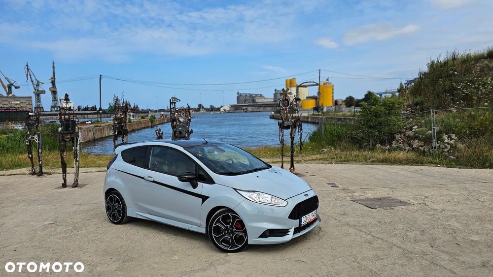 Ford Fiesta ST200 - 2