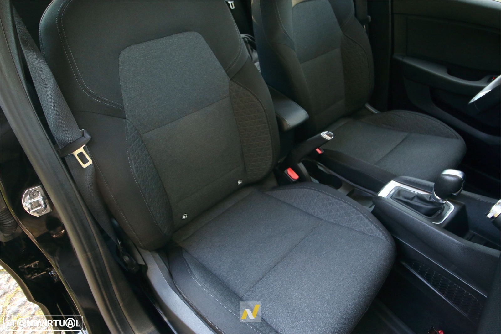 Renault Clio 1.6 E-Tech Intens - 13