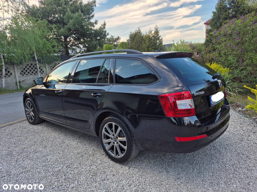 Skoda Octavia 1.6 TDI DPF Ambiente - 13
