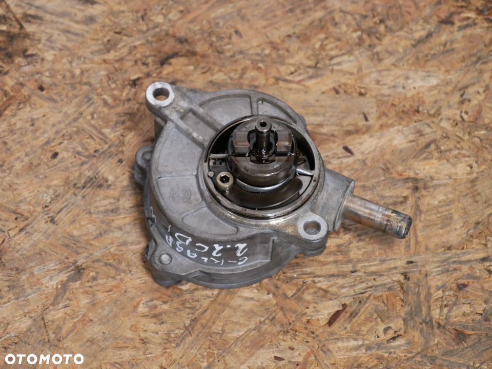POMPA VACUM MERCEDES C-KLASA W203 2.2 CDI 05' 646962 A64623065 - 1