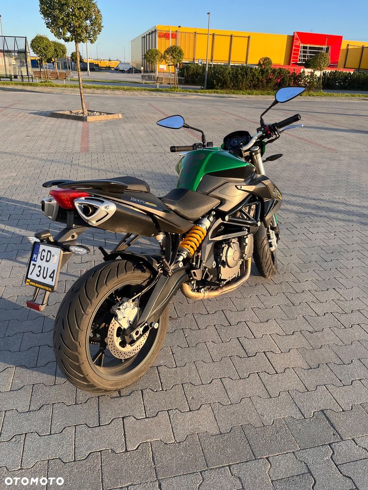 Benelli Inny - 3