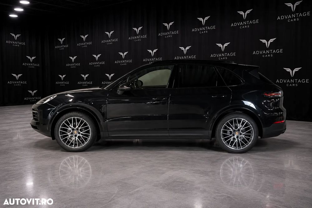 Porsche Cayenne Tiptronic S Platinum Edition - 3