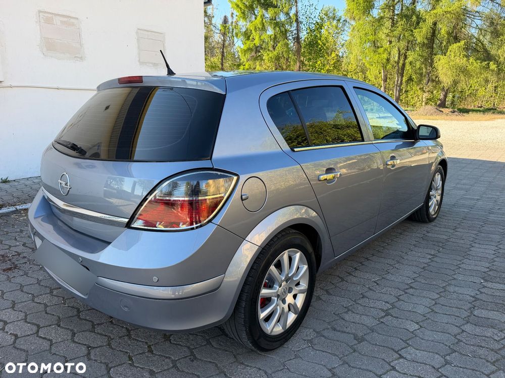 Opel Astra 1.6 Style - 4
