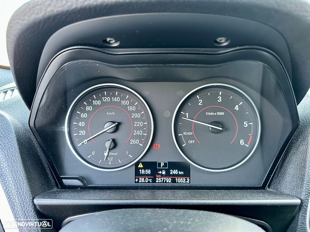 BMW 118 dA Pack M - 16