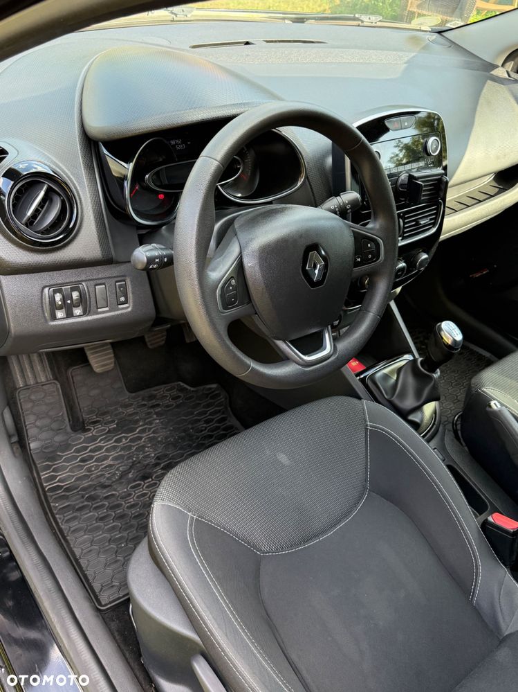 Renault 4 - 5