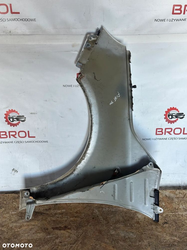 BŁOTNIK PRZEDNI PRAWY FIAT 500 - 5
