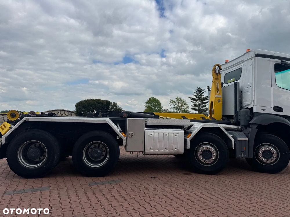 Mercedes-Benz Arocs 3251 - 16