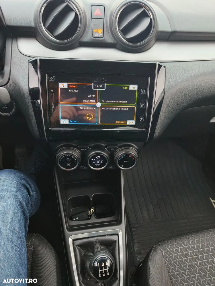 Suzuki Swift 1.2 Dualjet 12V MHEV Spirit - 16